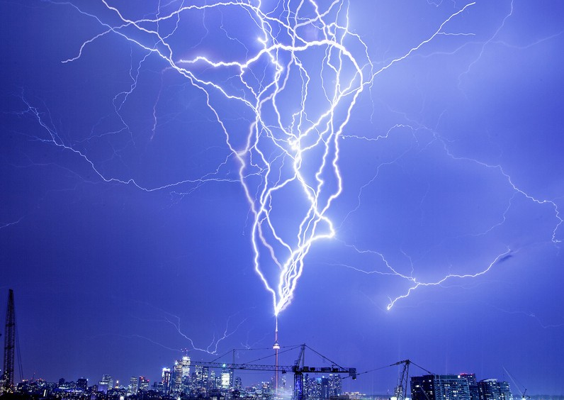 雷擊